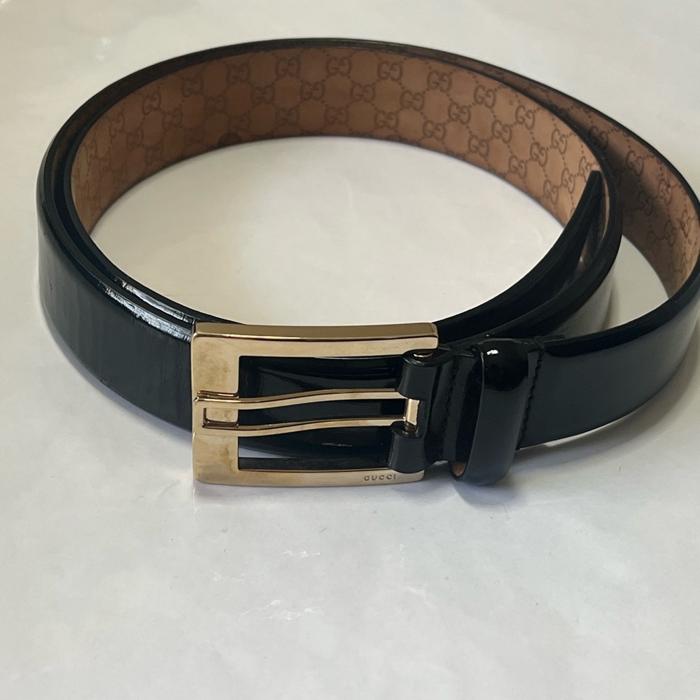 Gucci Glossy Black Belt with Gold Buckle